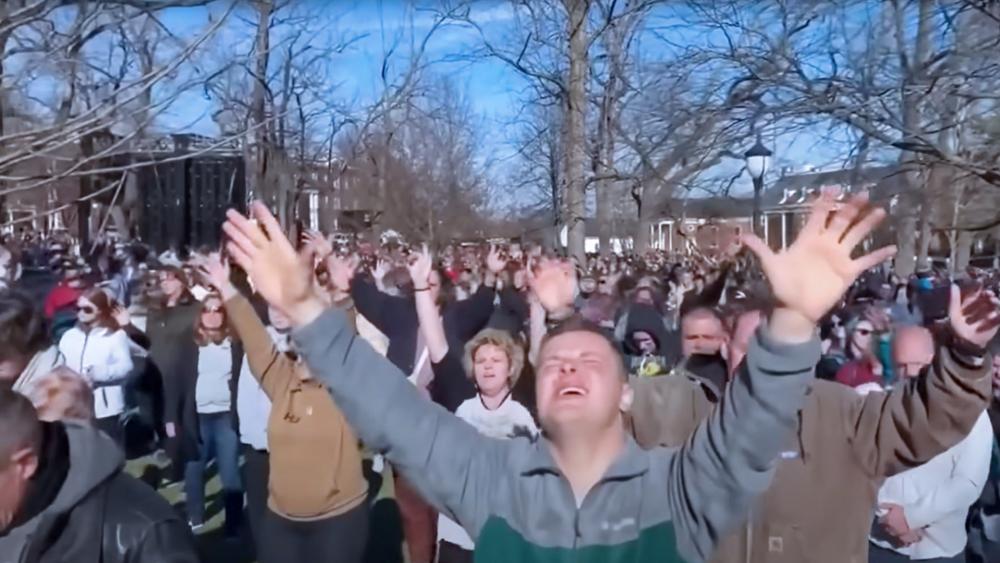 Join the Final Asbury Revival Event: Watch Our Livestream from Asbury on Collegiate Day of Prayer